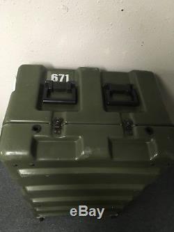 42x27x19 HUGE LARGE MILITARY PELICAN HARDIGG ROLLING STORAGE TOOL BOX CASE CHEST