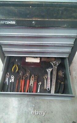 Craftsman rolling tool cabinet, Grey, Stackable, Locks, 16 drawer, with keys