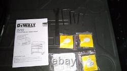 Dewalt DWMT78074 40? 11-Drawer Rolling Tool Chest/Cabinet Combo 2000 lb cap