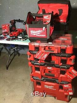 Milwaukee 22 in. Packout Rolling Tool Box Stackable With 4 Fuel Cordless Tools B