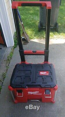 Milwaukee 48-22-8426 Packout Rolling Tool Box WITHOUT tray- see description