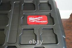 Milwaukee PACKOUT 22 in. Rolling Tool Box