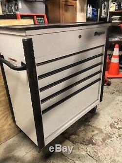 Snap On 5 Drawer Roll Cart Gloss White Titanium Trim KRSC46 40 Tool Box