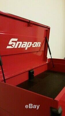 Snap On Tool Box Roll Cart Like New Condition