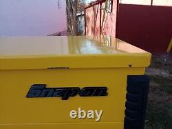 Snap-on 40 Six-Drawer Roll Cart (Ultra Yellow) TOOLS NOT INCLUDED