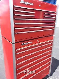 Snap-on MASTER SERIES 5.5ft. Tall 19Drawer Tool Box & Roll Cab In Mint Condition